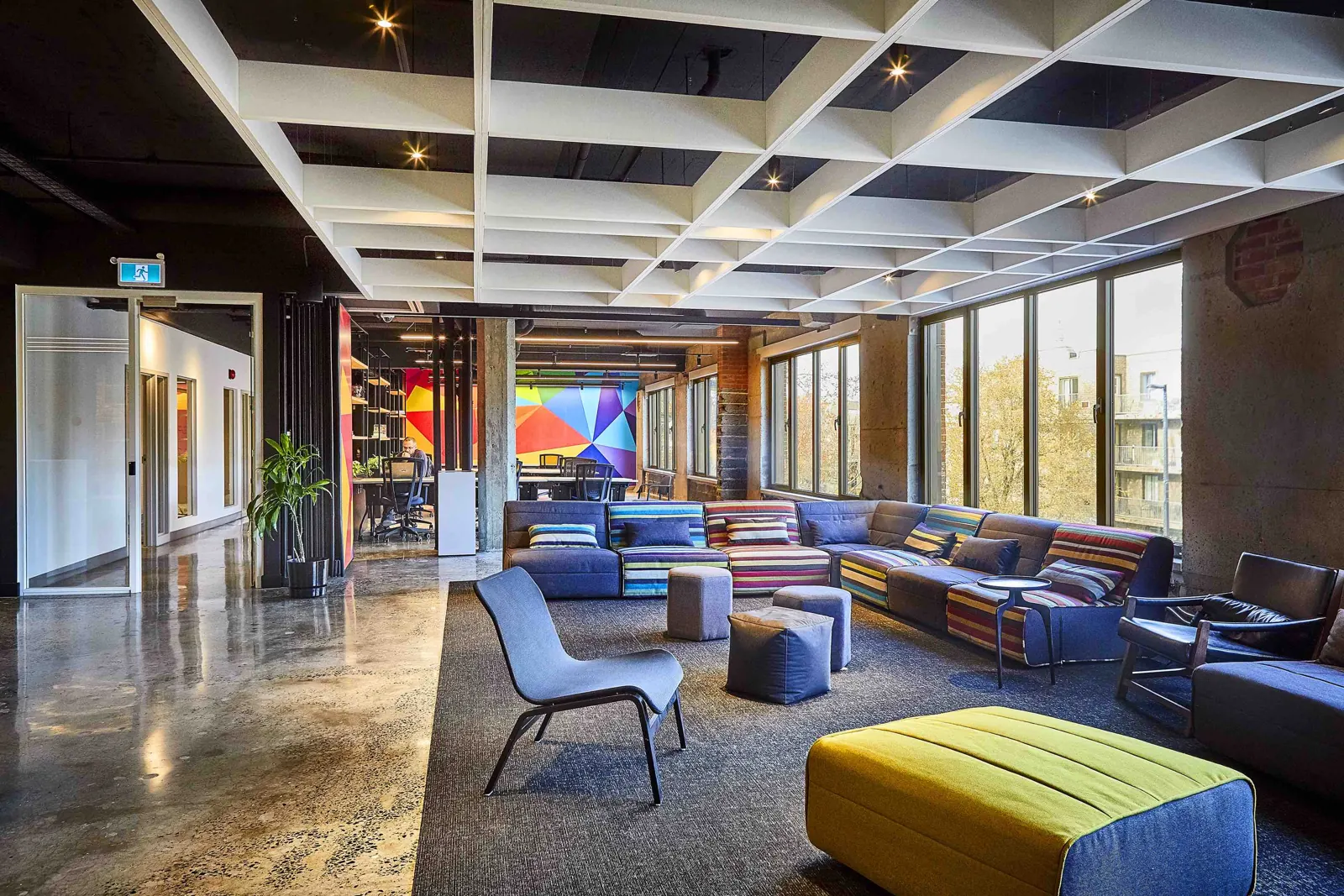 Espace réception & lounge — Montréal CoWork